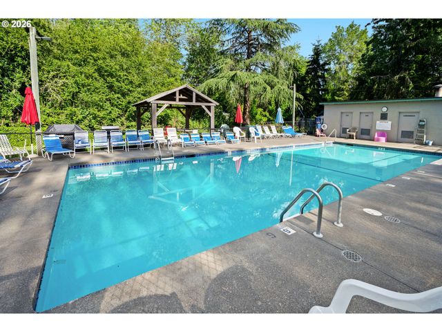 8850 Sw RAMBLER Ln, Portland, OR 97223