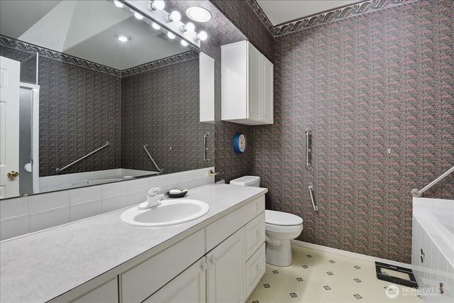 5013 70th Avenue Ct W #6A, University Place, WA 98467