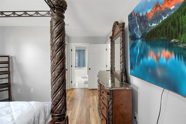 5111 13TH AVENUE DRIVE W, Bradenton, FL 34209