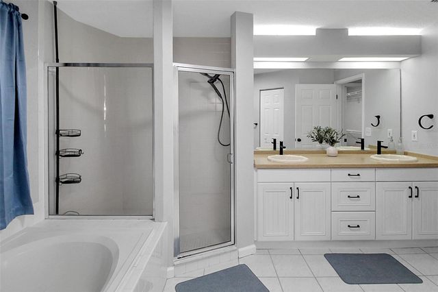 5111 13TH AVENUE DRIVE W, Bradenton, FL 34209