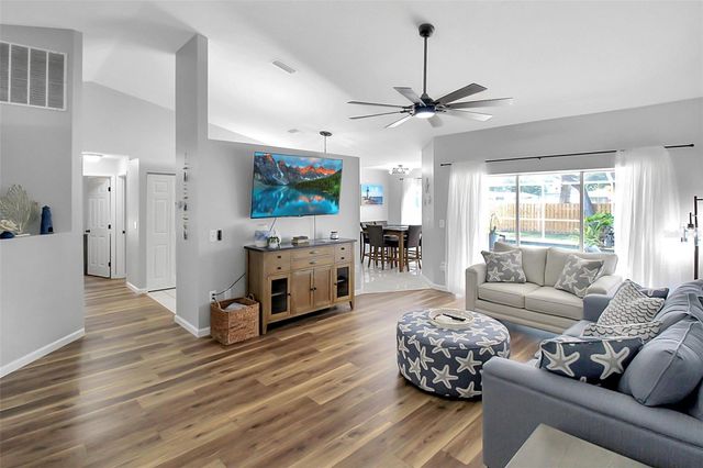 5111 13TH AVENUE DRIVE W, Bradenton, FL 34209