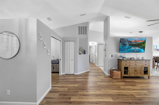 5111 13TH AVENUE DRIVE W, Bradenton, FL 34209