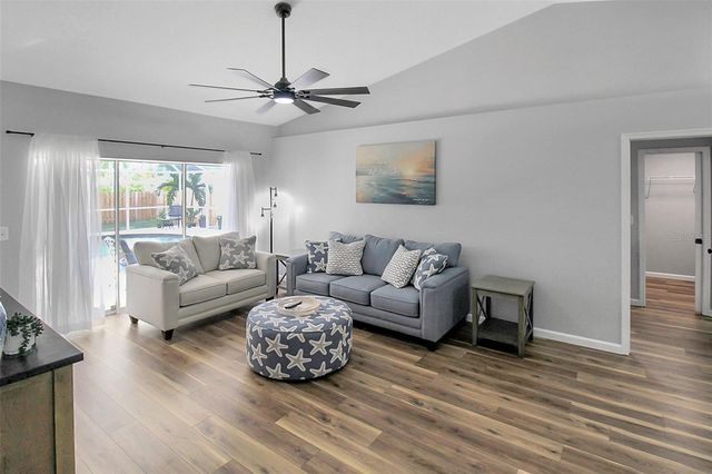 5111 13TH AVENUE DRIVE W, Bradenton, FL 34209