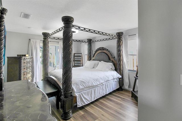 5111 13TH AVENUE DRIVE W, Bradenton, FL 34209