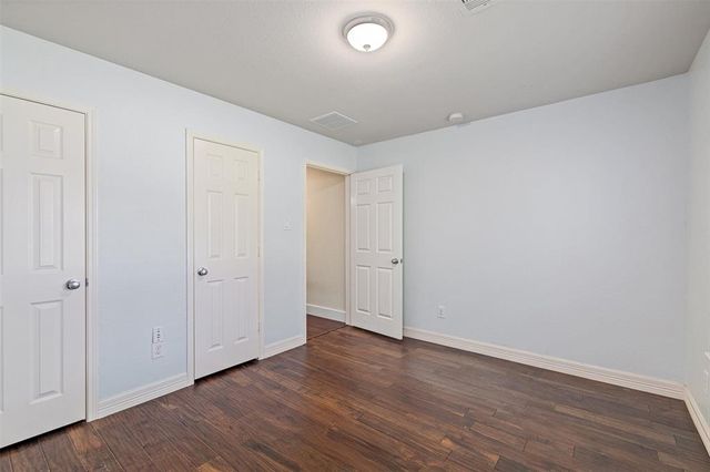 4050 Palmetto Court, Dickinson, TX 77539