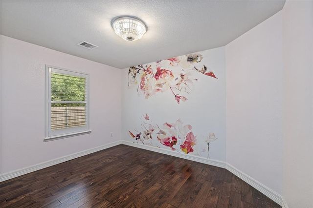 4050 Palmetto Court, Dickinson, TX 77539