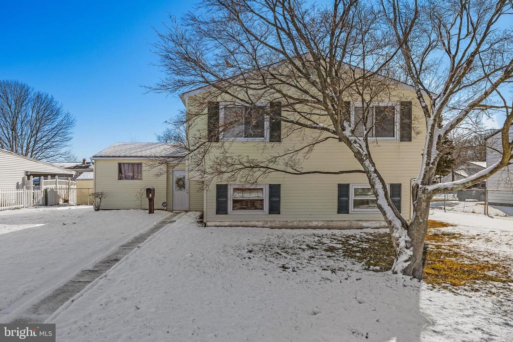 244 PRINCETON AVE, Pemberton, NJ 08068