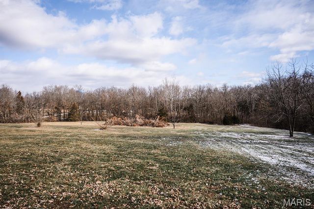 7205 Highway 100, Washington, MO 63090