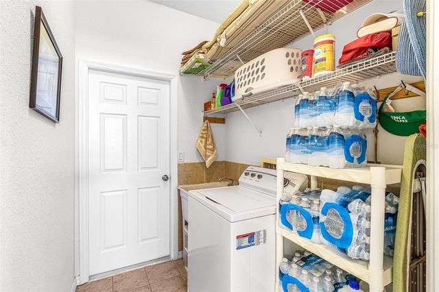 2358 PILGER AVENUE, North Port, FL 34286