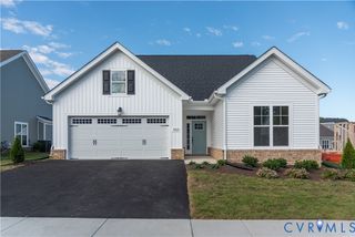 5013 Stavley Rd, Chester, VA 23831
