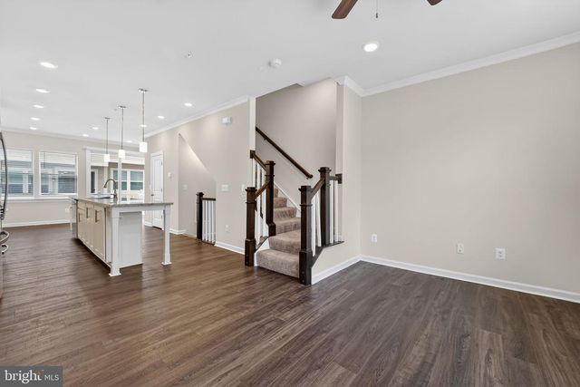 8041 BAXTER ST, Rockville, MD 20855