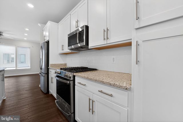 8041 BAXTER ST, Rockville, MD 20855