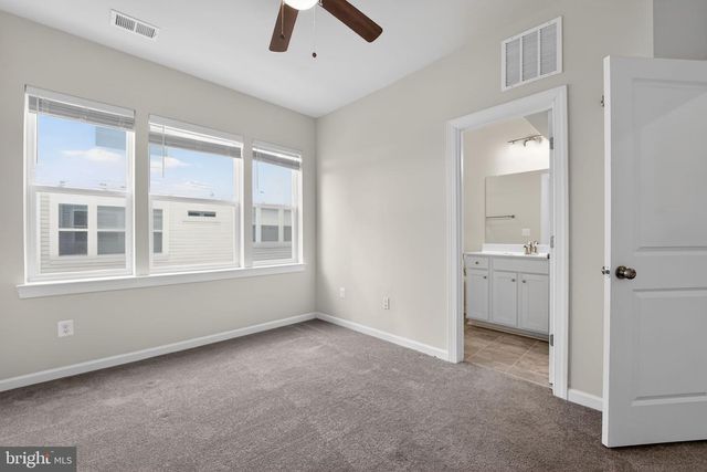 8041 BAXTER ST, Rockville, MD 20855