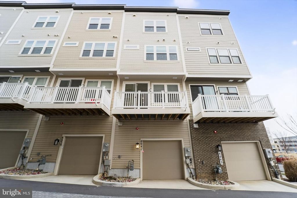 8041 BAXTER ST, Rockville, MD 20855