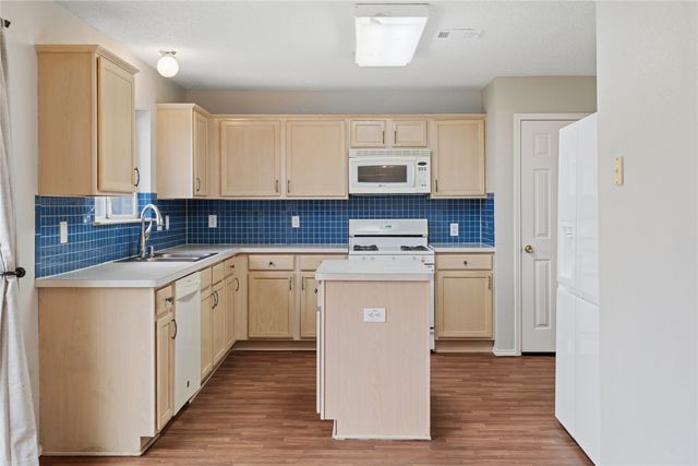 7522 Armstrong Lane, Rowlett, TX 75089