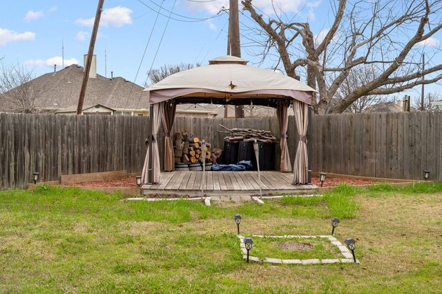 7522 Armstrong Lane, Rowlett, TX 75089