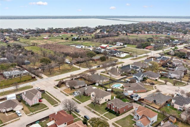 7522 Armstrong Lane, Rowlett, TX 75089