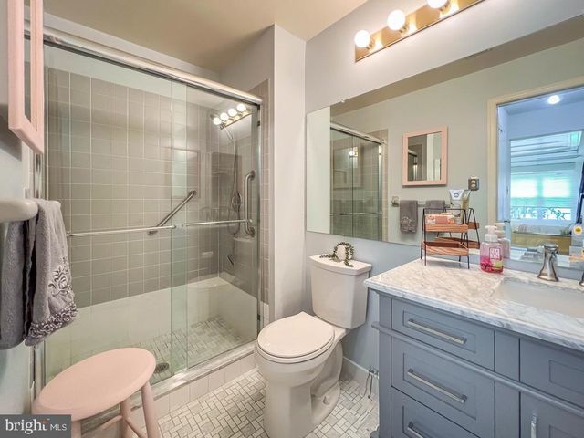 71204 DELAIRE LANDING RD #204, Philadelphia, PA 19114