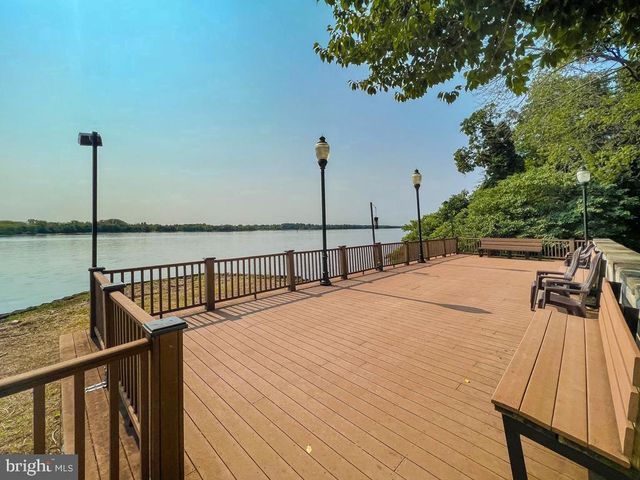 71204 DELAIRE LANDING RD #204, Philadelphia, PA 19114