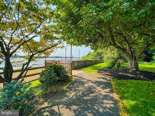 71204 DELAIRE LANDING RD #204, Philadelphia, PA 19114