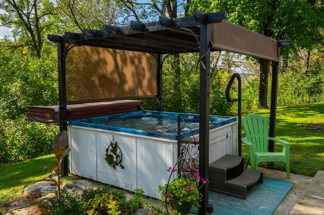 391 1st Avenue SE, Cold Spring, MN 56320