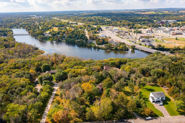 391 1st Avenue SE, Cold Spring, MN 56320