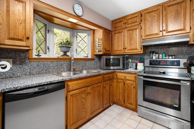 391 1st Avenue SE, Cold Spring, MN 56320