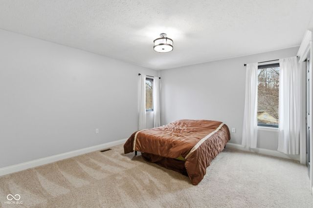 1131 Crystal Court, Avon, IN 46123