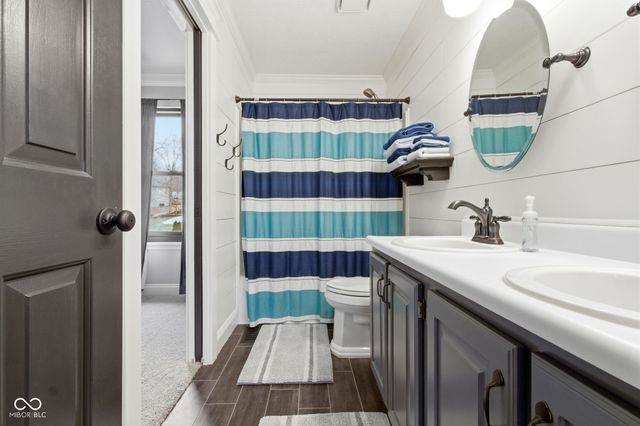 1131 Crystal Court, Avon, IN 46123