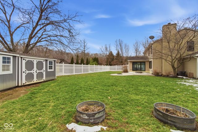 1131 Crystal Court, Avon, IN 46123