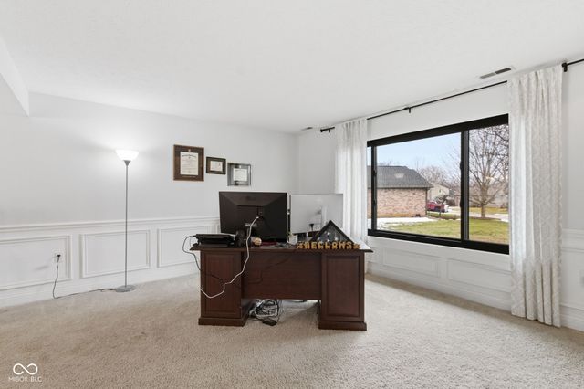 1131 Crystal Court, Avon, IN 46123