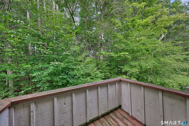 17 Wauwinet Court 17, Guilford, CT 06437