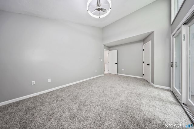 17 Wauwinet Court 17, Guilford, CT 06437