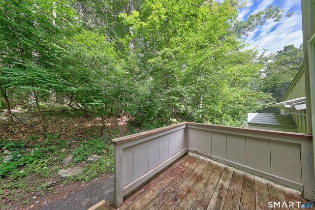 17 Wauwinet Court 17, Guilford, CT 06437