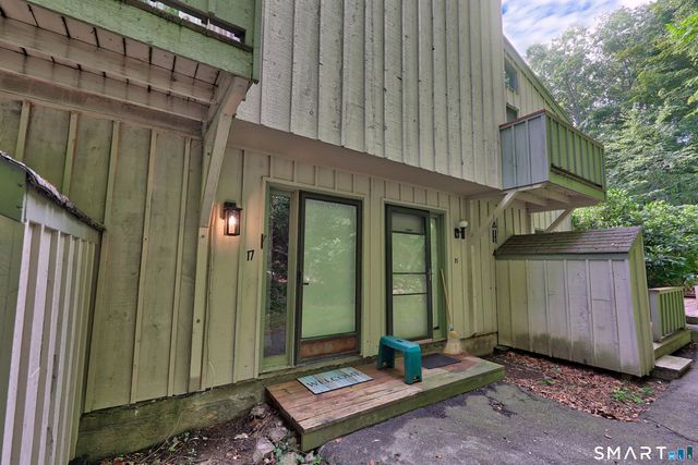 17 Wauwinet Court 17, Guilford, CT 06437