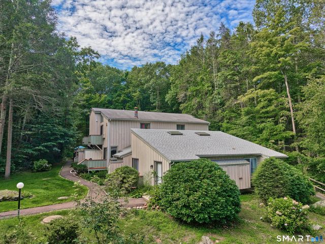17 Wauwinet Court 17, Guilford, CT 06437
