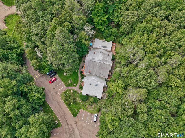 17 Wauwinet Court 17, Guilford, CT 06437