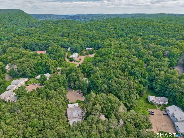 17 Wauwinet Court 17, Guilford, CT 06437