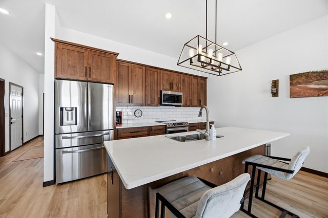 20193 Prairie Drive, Big Lake, MN 55309