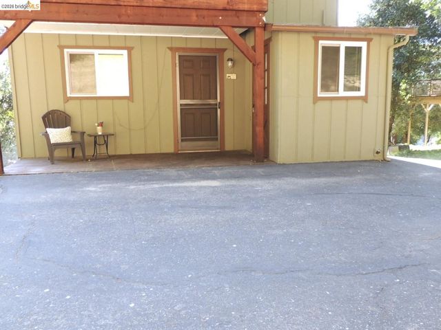 13025 Gamble St, Groveland, CA 95321