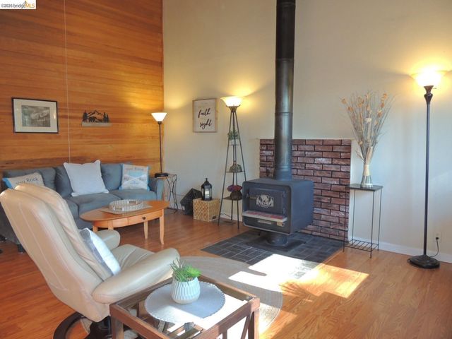 13025 Gamble St, Groveland, CA 95321