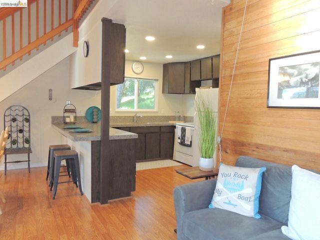 13025 Gamble St, Groveland, CA 95321