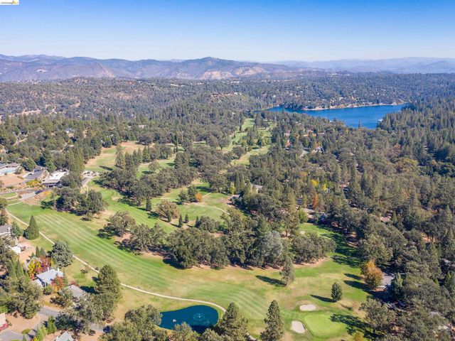 13025 Gamble St, Groveland, CA 95321