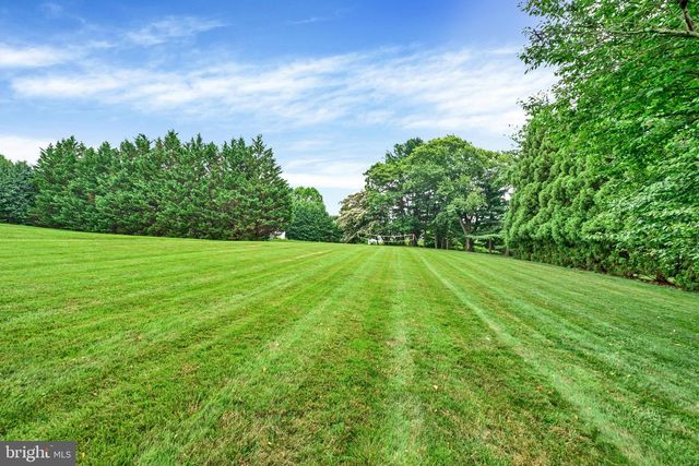 2003 FALLSTON VALLEY DR, Fallston, MD 21047