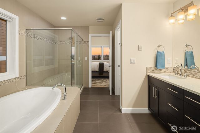 12974 SE 288th Place, Auburn, WA 98092