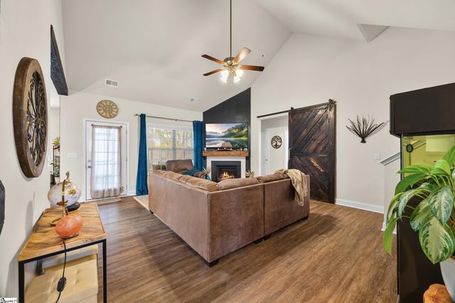 133 Scalybark Road, Greenville, SC 29617