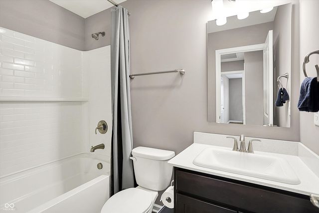 6463 Wasco Drive, Whitestown, IN 46075