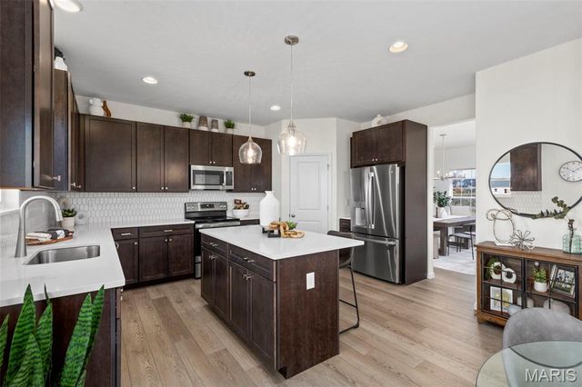 2 Royal II at Bear Ridge, House Springs, MO 63051