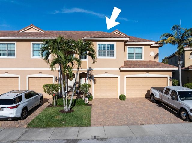 651 SW Glen Crest Way 2, Stuart, FL 34997