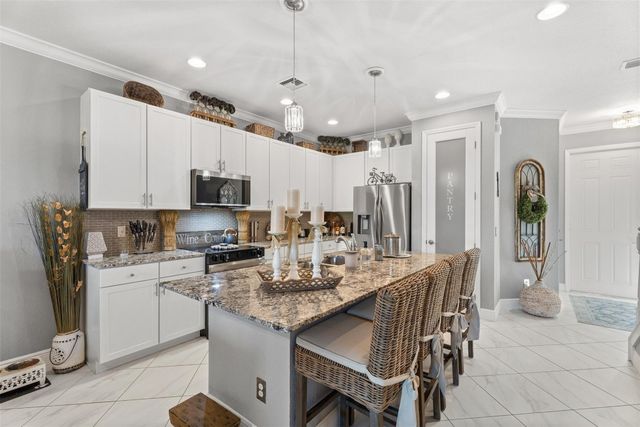 651 SW Glen Crest Way 2, Stuart, FL 34997